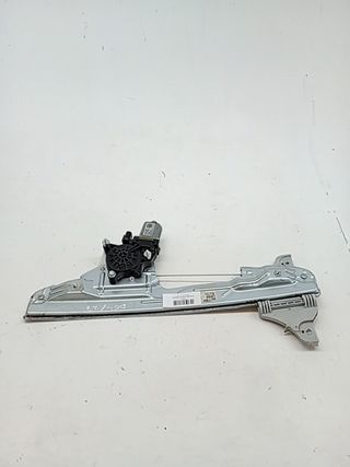 ELEVALUNAS DELANTERO IZQUIERDO HYUNDAI KONA (2)