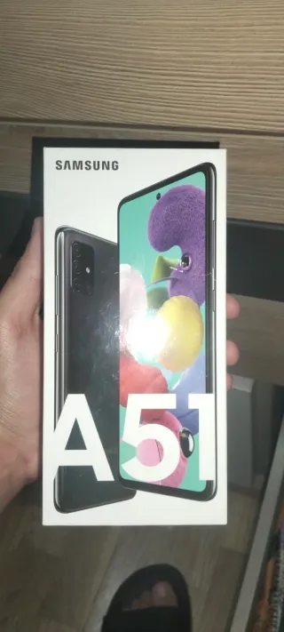 Samsung Galaxy A51