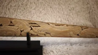 Espada tallada a mano