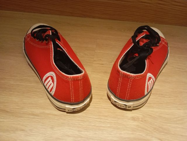Zapatillas Mustang Rojas Talla 41