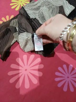 Casaca ESSENZA estampado geométrico