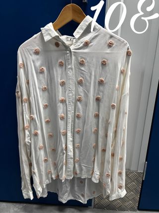 Camisa blanca topos rosa Talla M