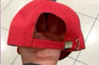 Gorra Roja Béisbol Oliver y Benji Campeones