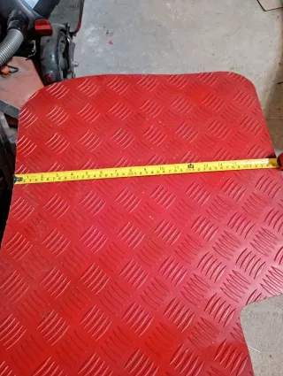 Alfombrillas aluminio coche rojas