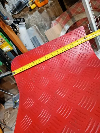 Alfombrillas aluminio coche rojas