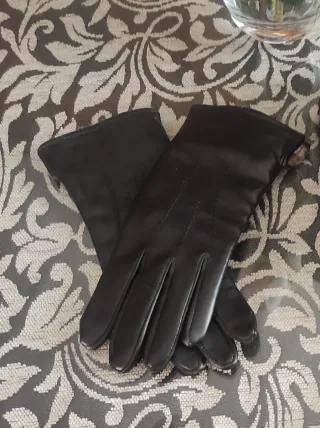 Guantes de mujer negros