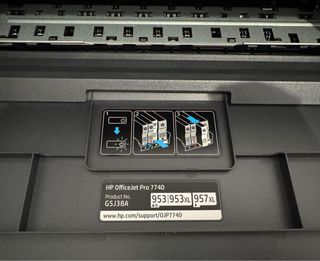 Impresora HP OfficeJet Pro 7740 con cart. de tinta