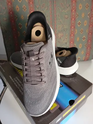 Zapatillas Skecher bicolor sin cordones de atar