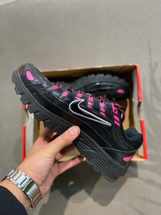 Nike P-6000 Negro y Rosa