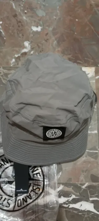 Oferta Gorro pescador Stone Island gris