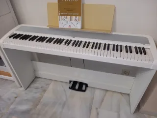 Piano Korg Blanco