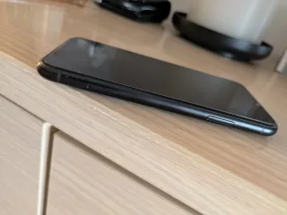 iPhone XR Nero - 64GB - Buono Stato