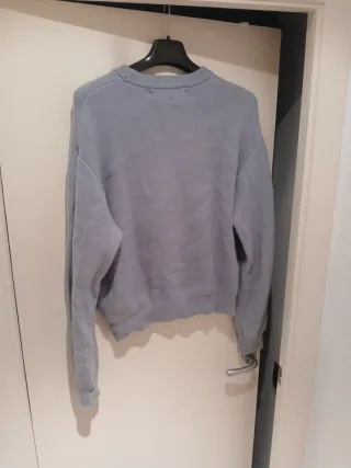 Jersey Bershka S Azul y Blanco