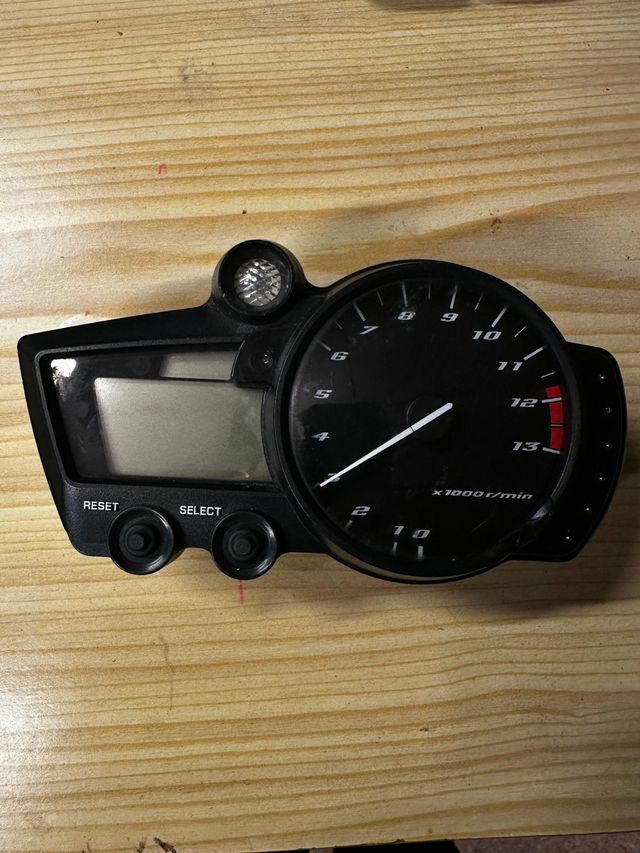 CUENTAKILÓMETROS MOTO YAMAHA R1 2002-2003