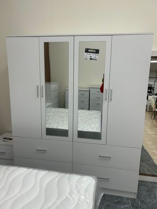 Armario ropero  4 puertas con espejos y cajones