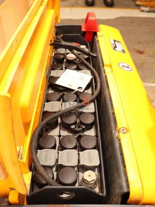 Ref. M-5732 Apilador Eléctrico JUNGHEINRICH EJC 110