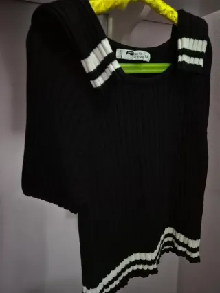 Jersey Negro Canalé Mujer