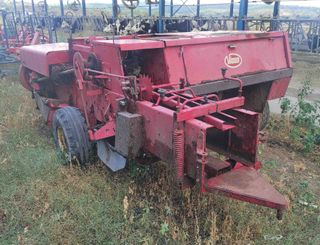 Empacadora Vicon SP-461.