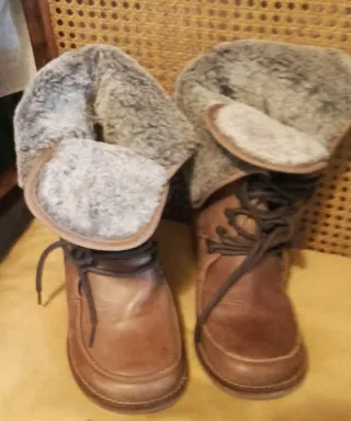 Botines Destroy de cuña, cuero y piel interior 40