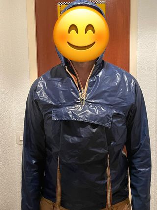 Chubasquero Azul  Talla L  muy retro