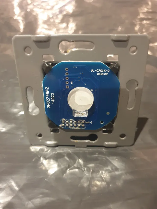 Interruptor Livolo, tactil/inalambrico.