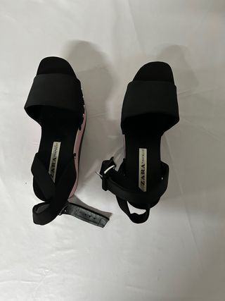 Zapatos plataforma Zara negros y rosas T40
