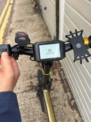 Bicicleta Eléctrica MATE.BIKE Color Bronce