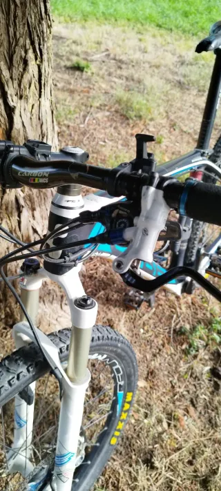 Bicicleta Cube Reaction GTC carbono