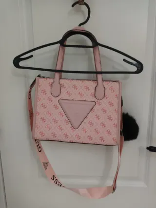 Bolso Guess Rosa con Logo
