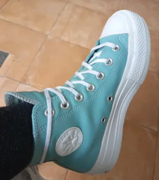 Converse de cuero Talla 36