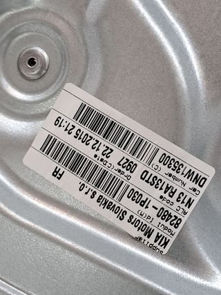 ELEVALUNAS DELANTERO DERECHO KIA VENGA (2)