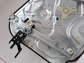 ELEVALUNAS DELANTERO DERECHO KIA VENGA (2)