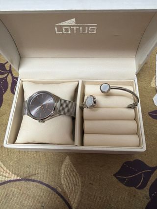 Reloj Lotus Mujer Plata y Rosa