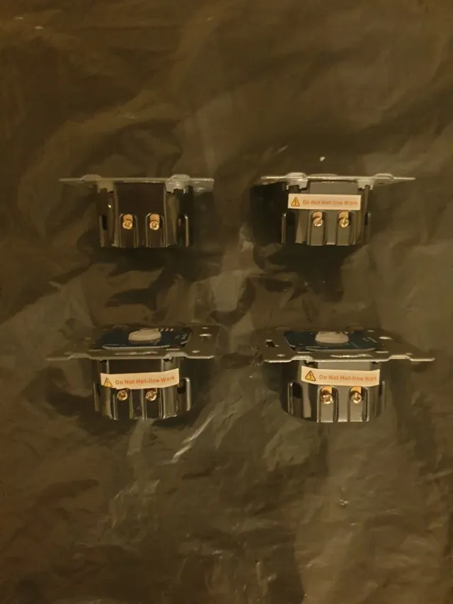 Interruptores Livolo.