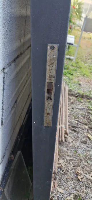 Puerta de hierro corredera