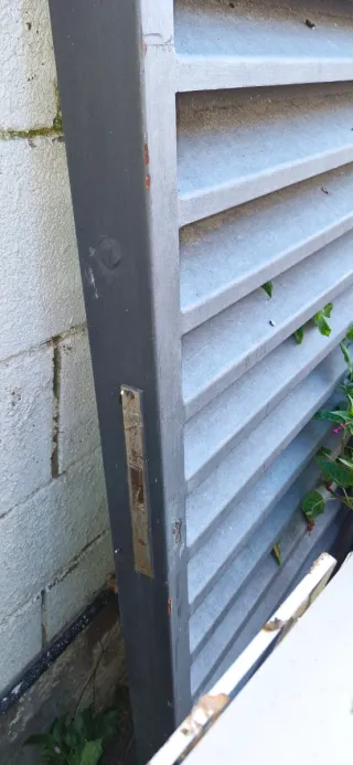 Puerta de hierro corredera