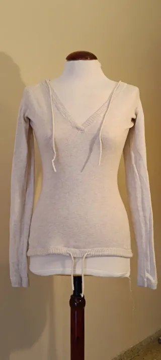 Jersey Co is a capucha Green Coast Beige Talla S