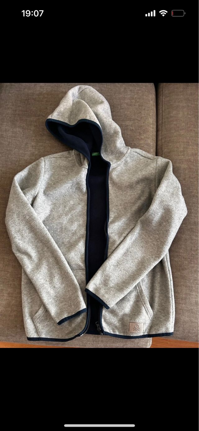 Chaqueta polar Benetton niño gris y azul