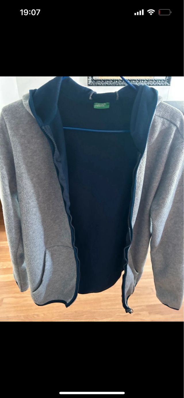 Chaqueta polar Benetton niño gris y azul
