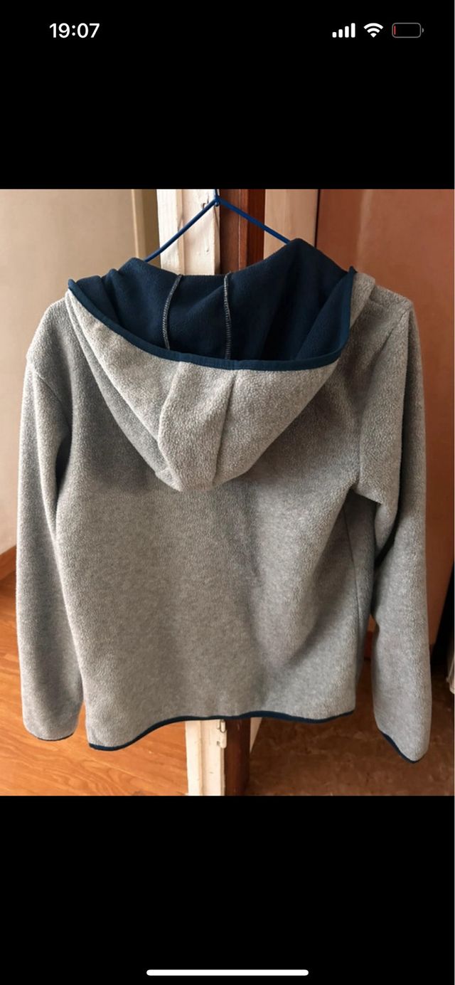 Chaqueta polar Benetton niño gris y azul
