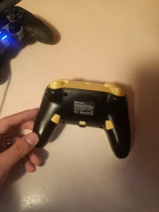 Mando Nintendo Switch Pokémon Pikachu
