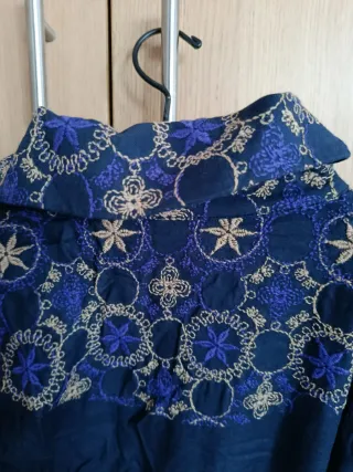 Vestido Josep Font azul bordado
