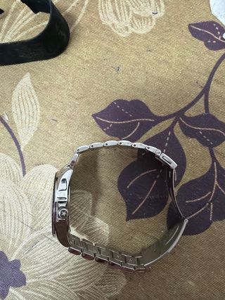 Reloj Mark Maddox Morado y Plateado