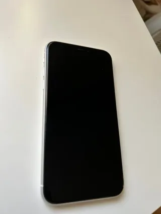 iPhone XR in bianco - 128GB - Buono stato