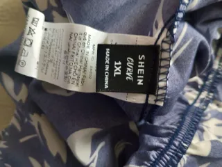 Mono pantalón estampado floral azul y blanco