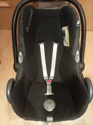 Maxi-Cosi para coche y base