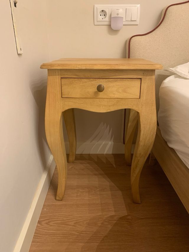 Mesitas de noche de madera