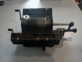 Calculadora Mecánica Brunsviga