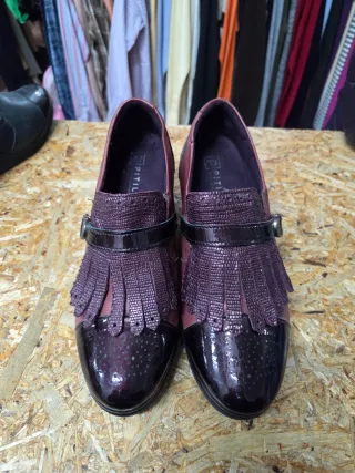 Zapatos Cuña Pitillos Negros/Morados Nuevos