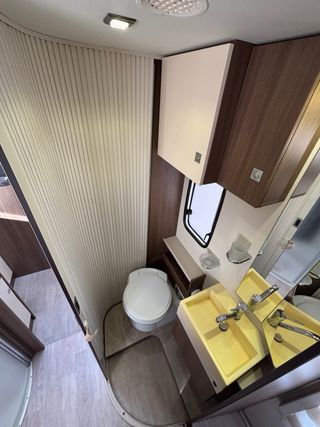 autocaravana perfilada Chausson flash 718 EB